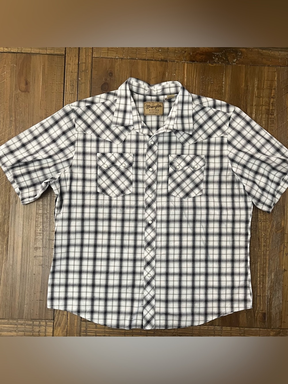 Wrangler Retro Men’s XXL NWOT Gray Plaid Pearl Snap Western Shirt Short Sleeve
